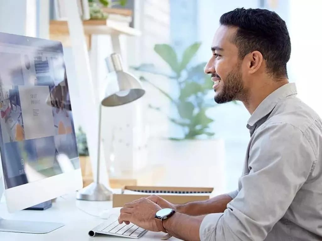 Jak postawić stronę internetową bez zbędnych trudności i kosztów