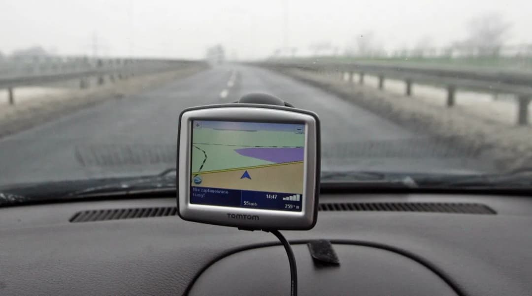 Jak zaktualizować nawigację samochodową i uniknąć problemów z mapami